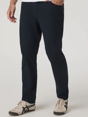 Vuori Meta Pants Men’s size 32 Navy Blue Stretch Performance Travel Casual 33 29
